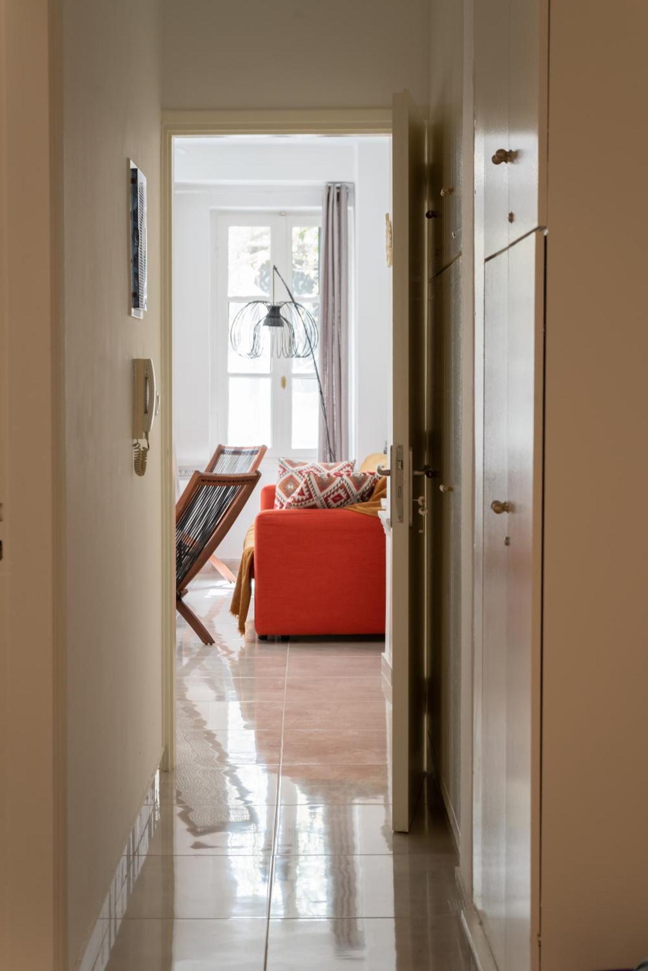 Psiri Gem From In Vivo Apartments- Spacious 1St Floor Apartment With Balcony In Athens' Historic Center Kültér fotó